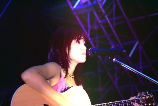 Tanya Chua 1999 in Taipeh